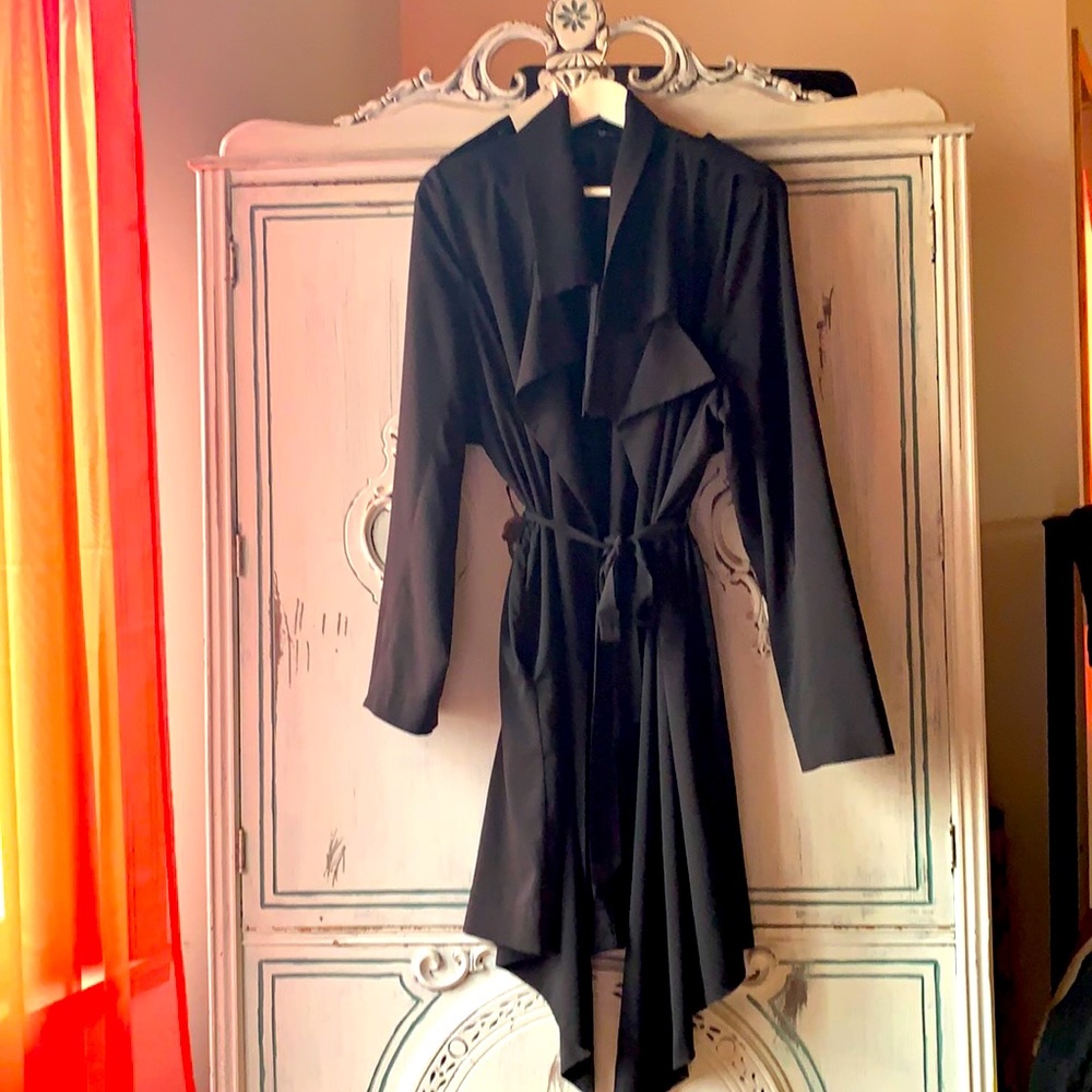Classic mid sized trench.
